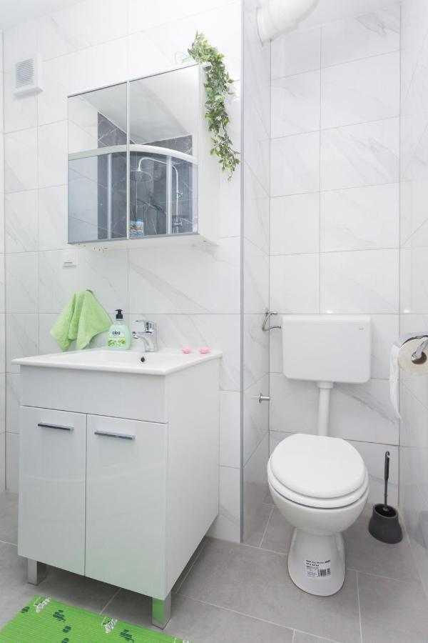 Apartman Lariva Ossero Esterno foto